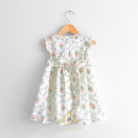 NWT Pretty Girls Embroidered Smocked Dress Boutique Special Occassion Formal 24M - Picture 2 of 5